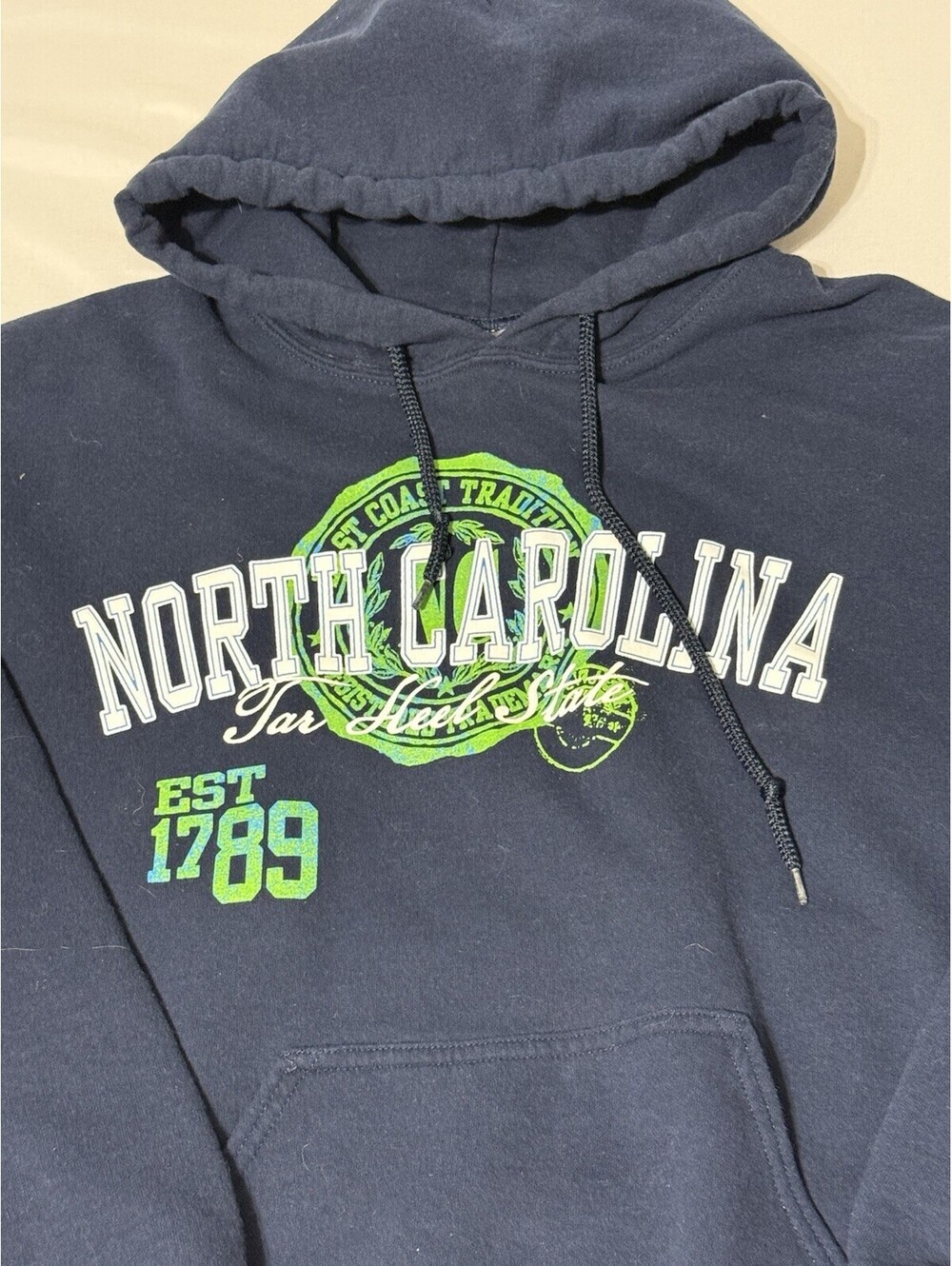 Gildan Heavy Blend Men's Medium North Carolina Tar Heel State Hoodie Navy Blue